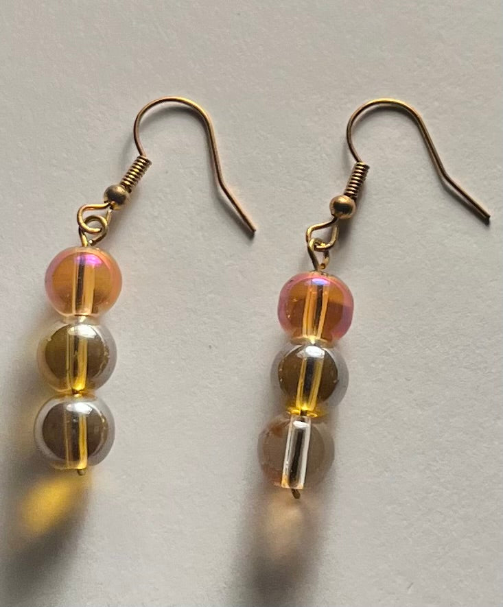 Gold glass drop earring