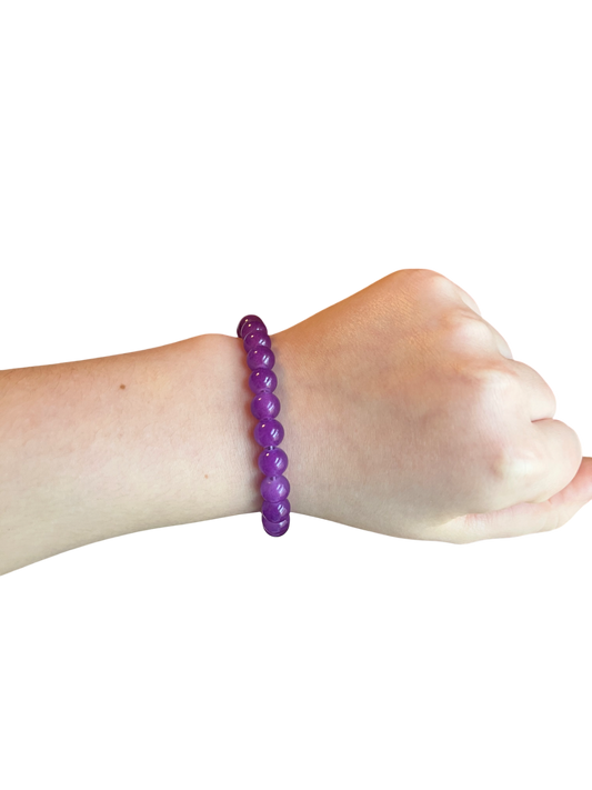 Plum purple glass bead bracelet